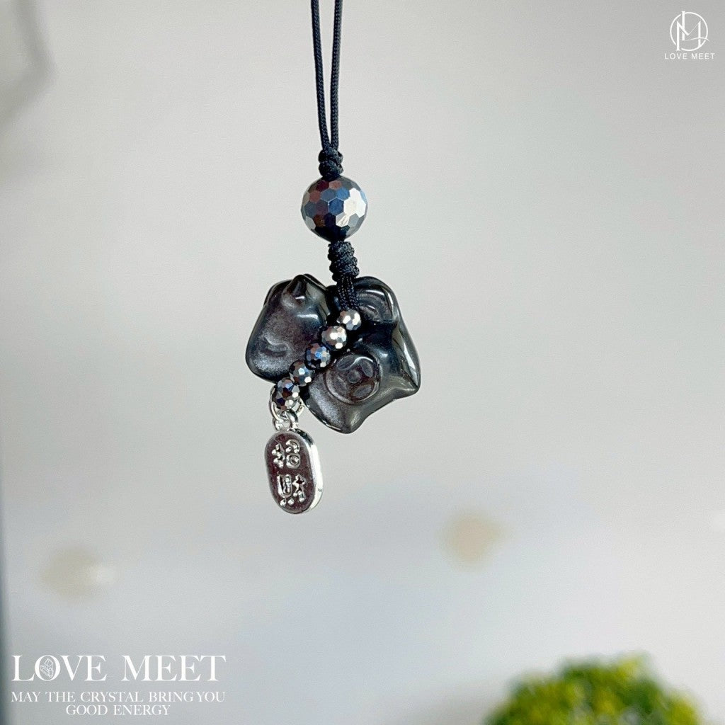 [Pre-orders close on 1/5] Immediately attract wealth and good fortune with this obsidian pendant.